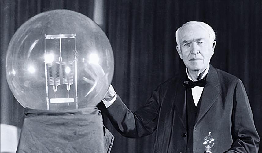 爱迪生发明电灯泡失败了多少次